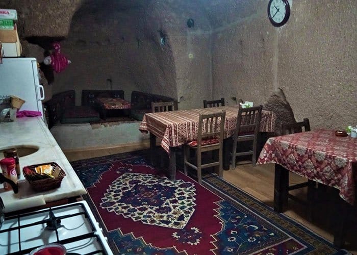 3 BEST Hostels in Cappadocia, Turkey 2024 (Solo Travel + Map)
