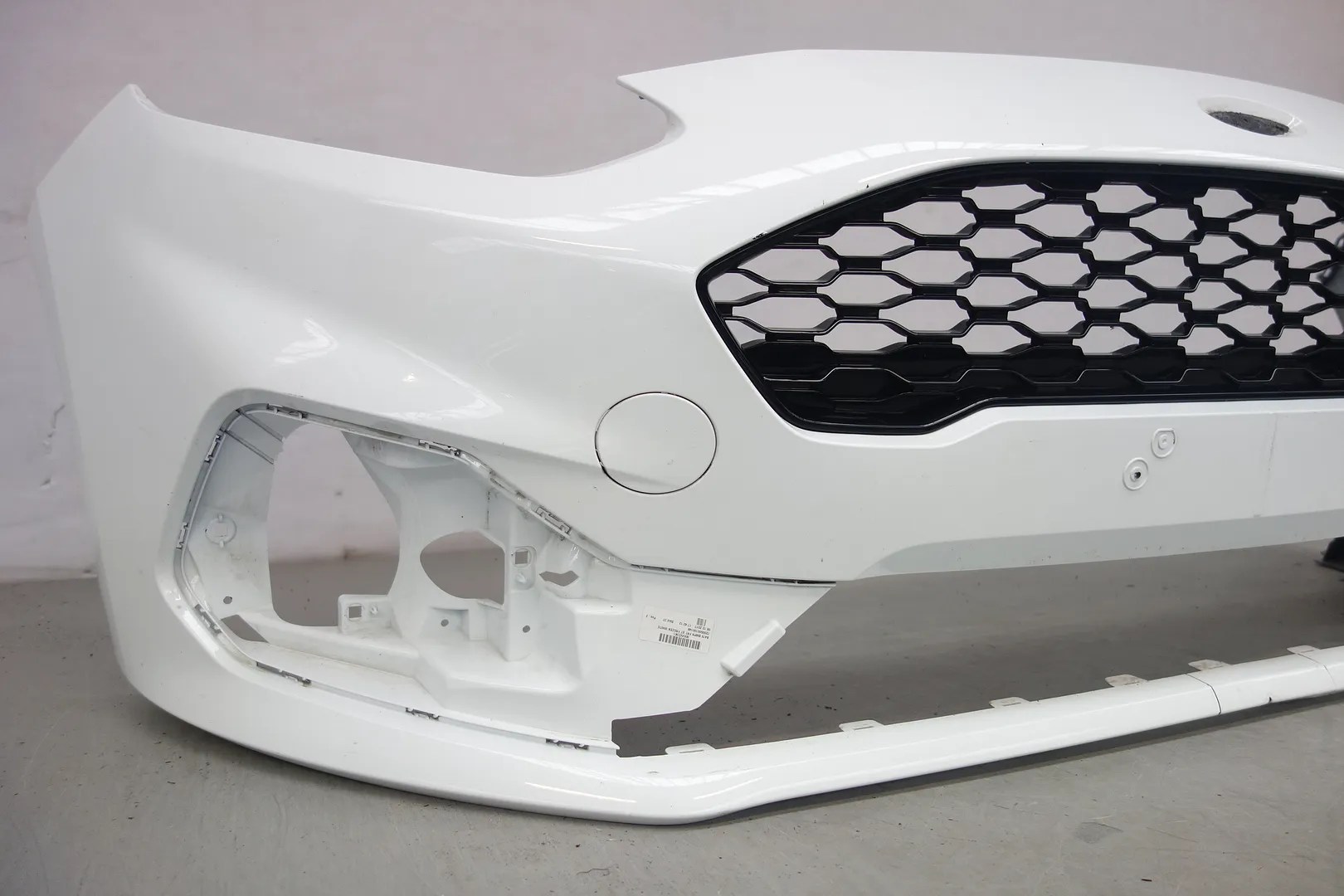 GENUINE FORD FIESTA ST LINE Hatchback 2018onward FRONT BUMPER p/n H1BB