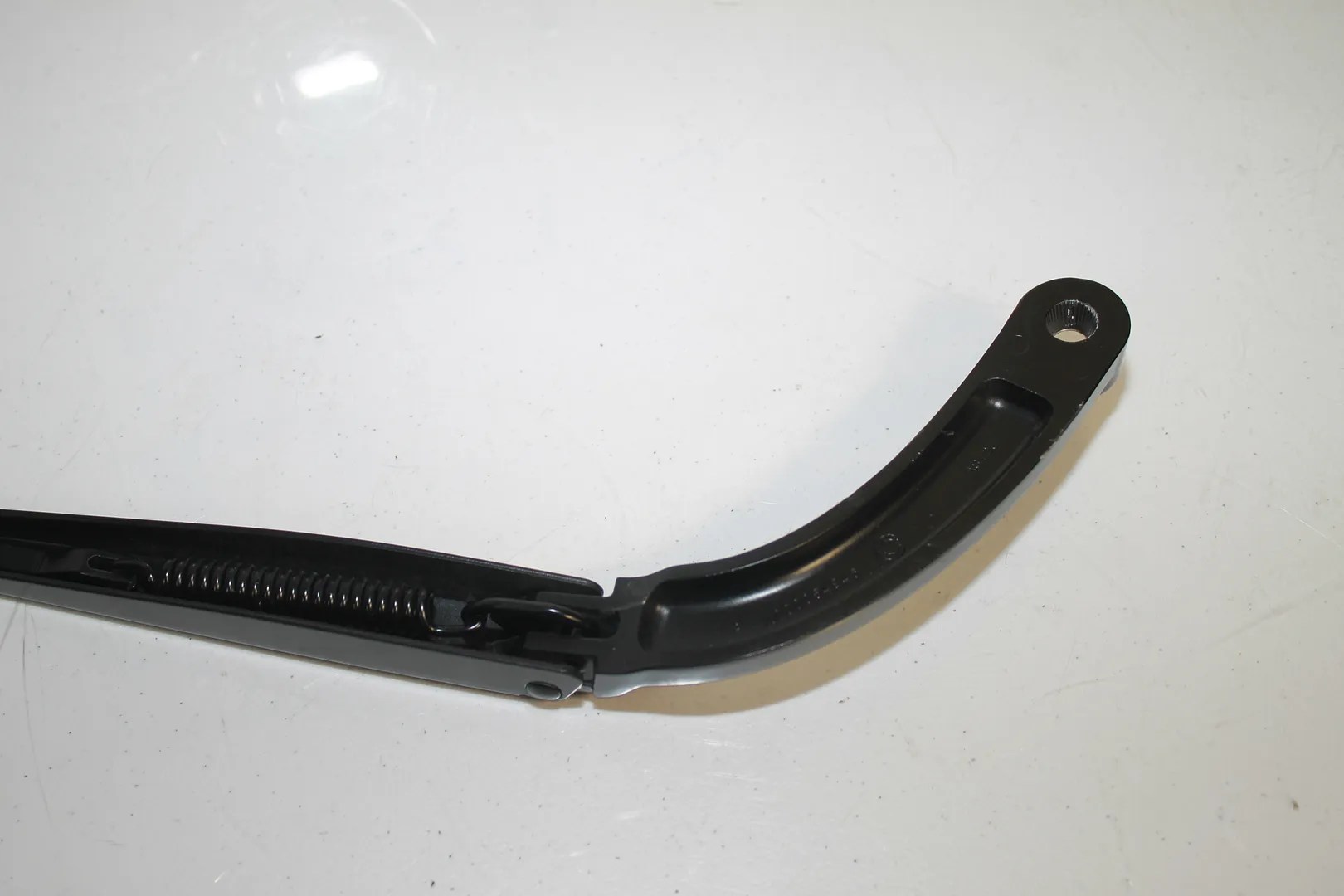 2015 FORD MUSTANG GT 5.0L RIGHT RH WINDSHIELD WIPER ARM FACTORY OEM 15