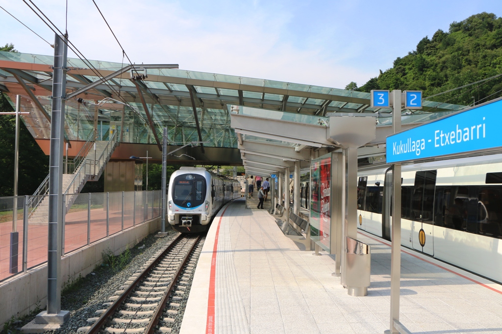 Railway tramway Bilbao Urban Transport Magazine
