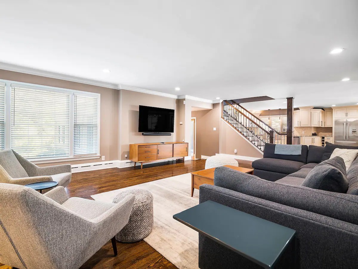 Airbnb Management Company Cleveland & Akron HostPros