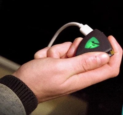 AirBolt GPS vs AirTag: Which Tracker Should You Buy?