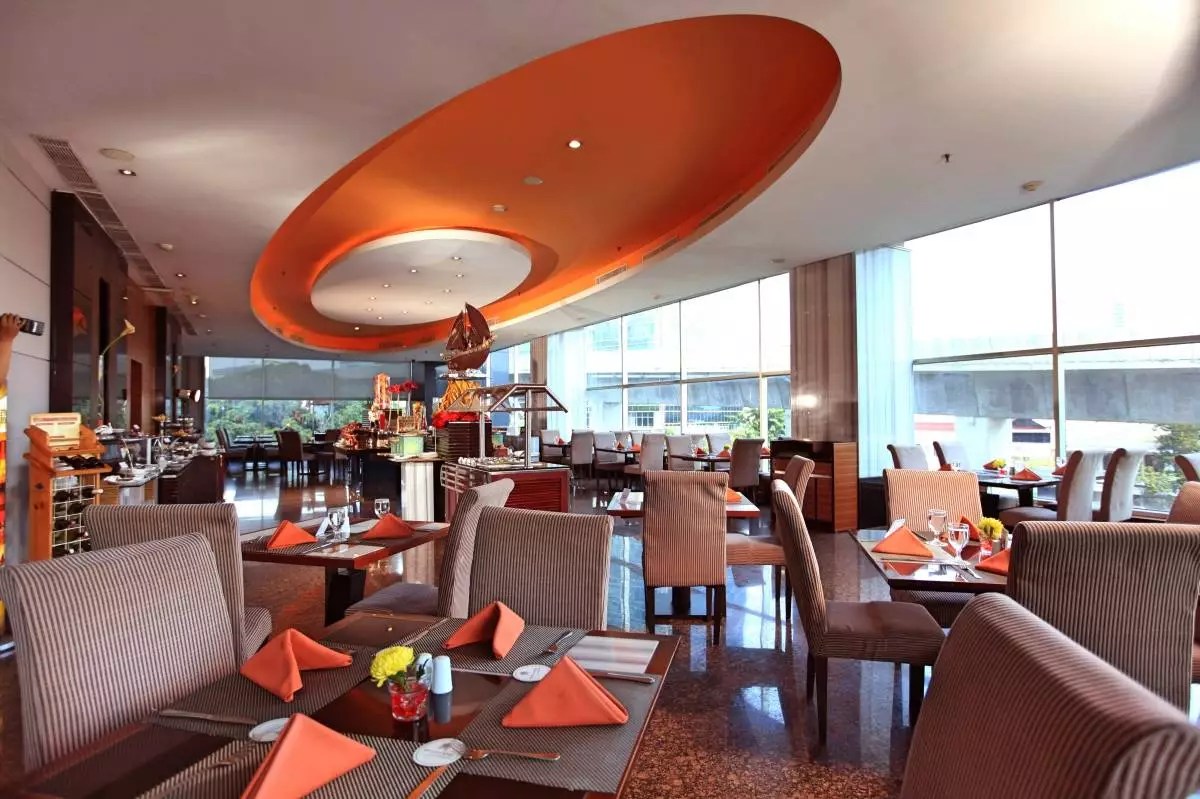 Central Park Restaurant Manhattan Hotel