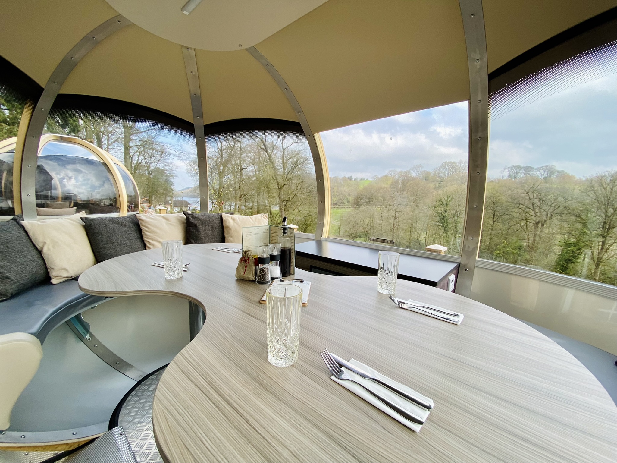 Dining Pods Hotel Rudyard