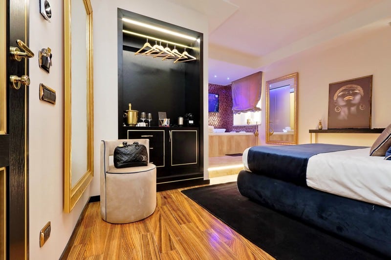 camera jacuzzi roma