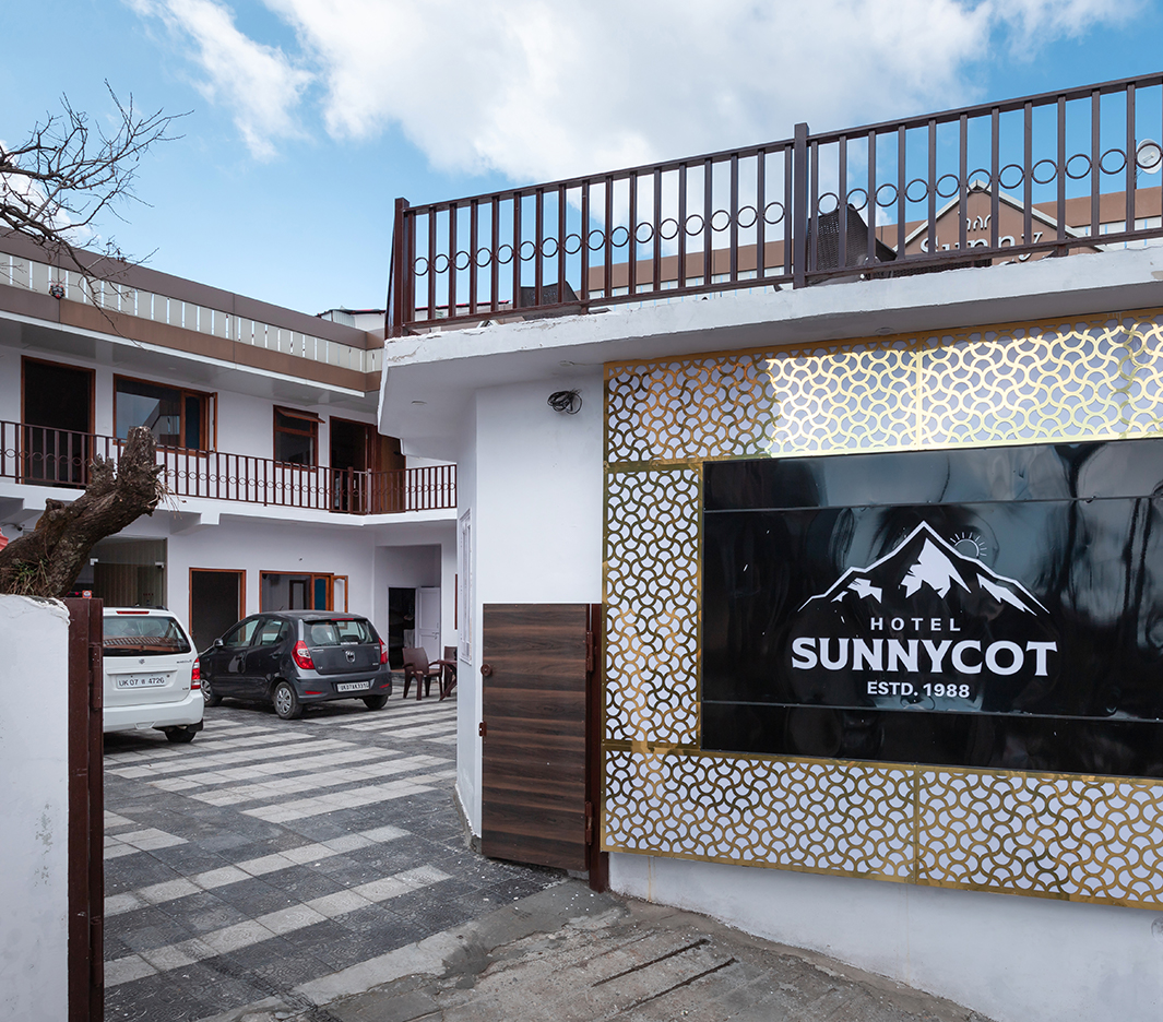 ABOUT US Hotel Sunny Cot