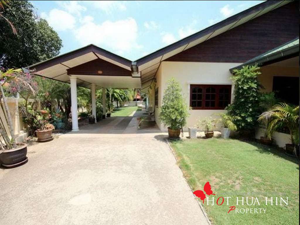 Four Bedroom Pool Villa with Separate Guest House HOT Hua Hin Property