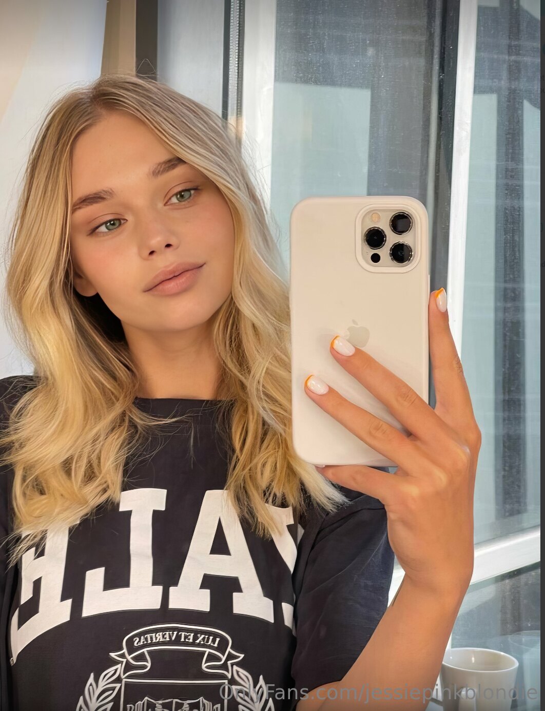 Jessiepinkblondie - 12042024 Jessie - Onlyfans SiteRip - Forumporn