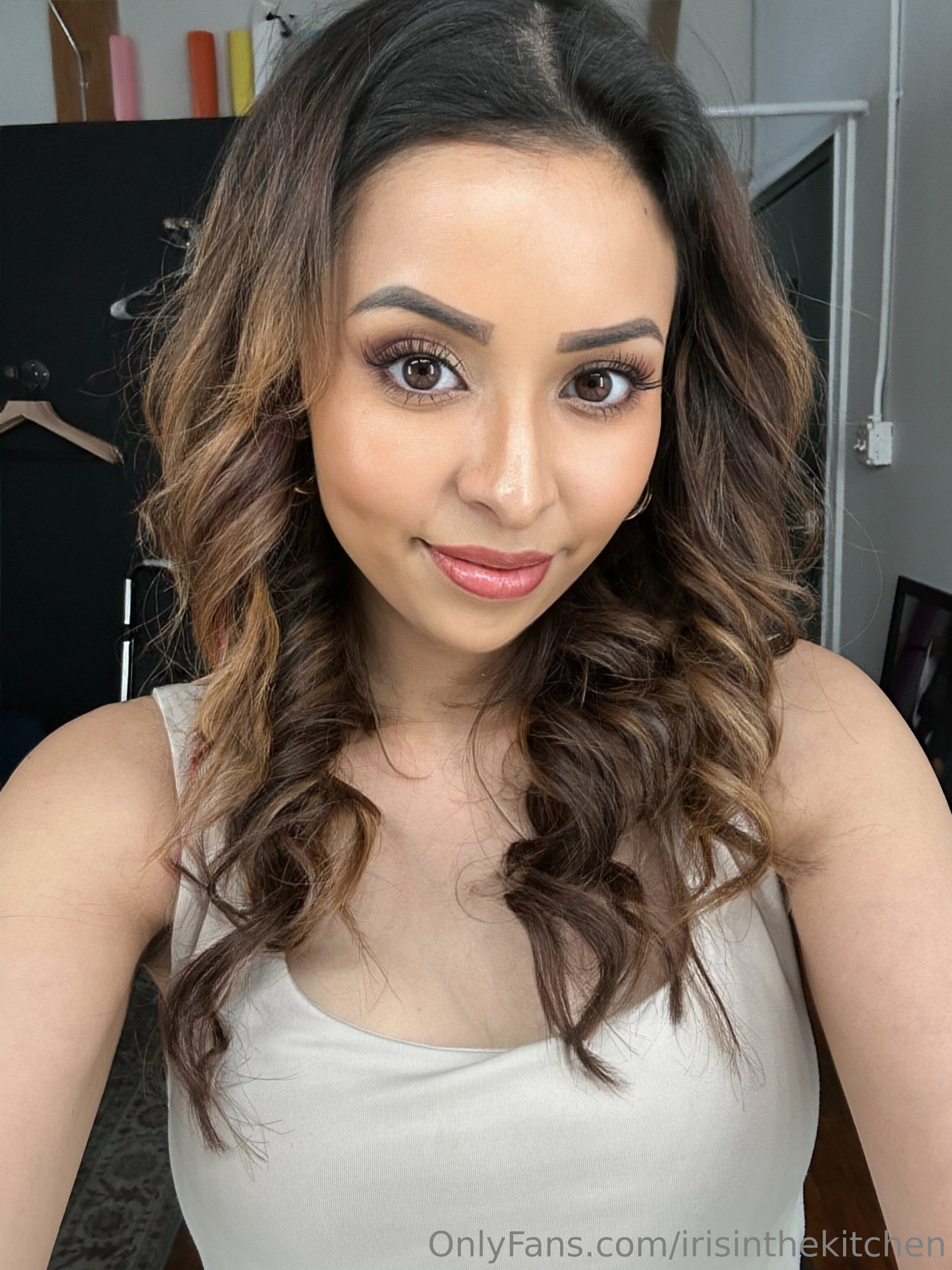 Irisinthekitchen 15052024 Iris In The Kitchen - Onlyfans SiteRip