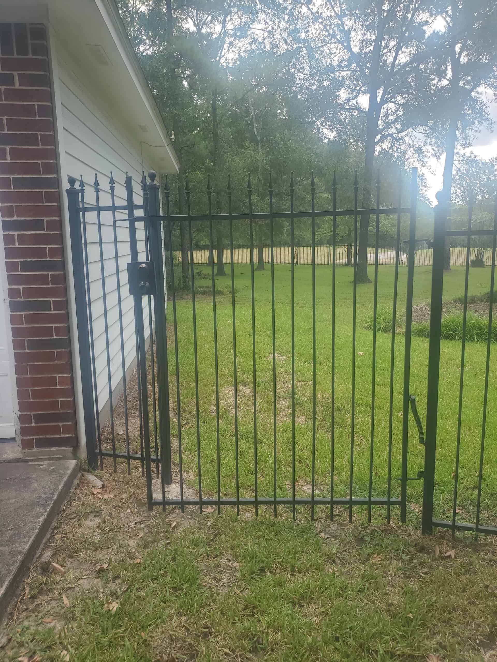 Gate & Fence Repair Services Company Houston TX HSGR