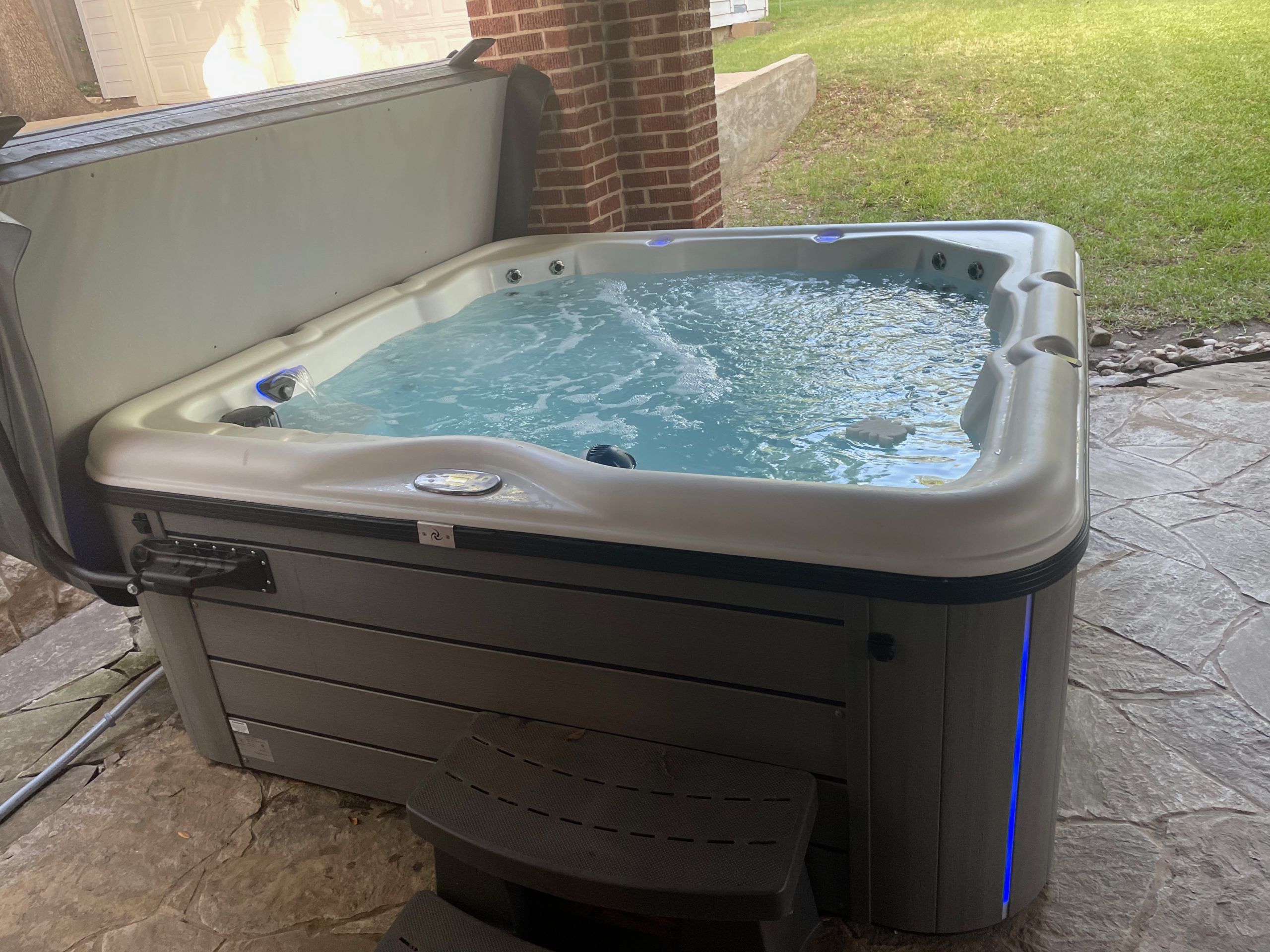 Almost New Nordic ENCORE LUXURY SERIES Hot Tub Insider