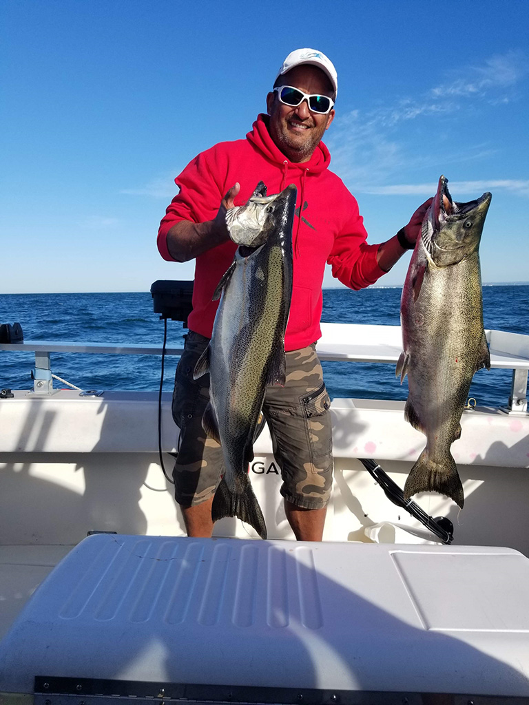 PHOTOSVIDÉOS HotWill Guide de pêche lac Ontario