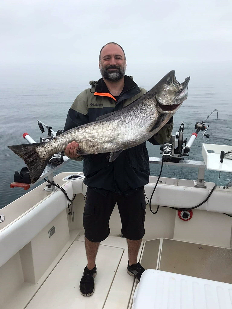 PHOTOSVIDÉOS HotWill Guide de pêche lac Ontario