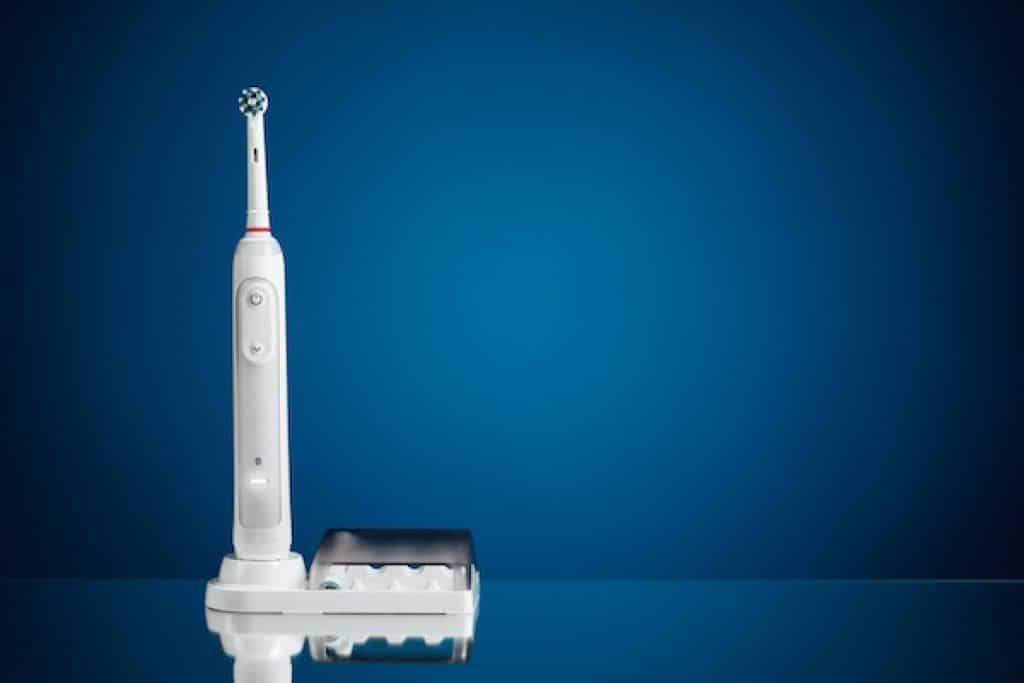 6 Best Electric Toothbrushes under 50 (Winter 2024) Reviews & Guide
