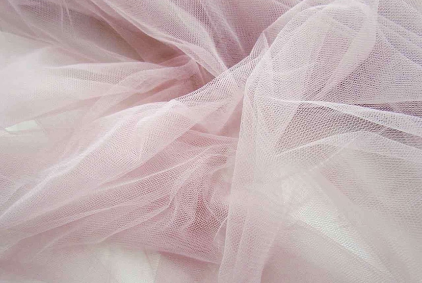 Organza vs Tulle Textures and Best Uses Compared