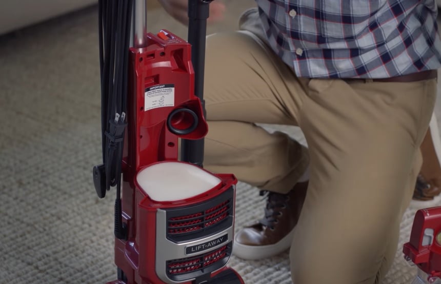 How to Clean Shark Vacuum Filter in 6 Steps