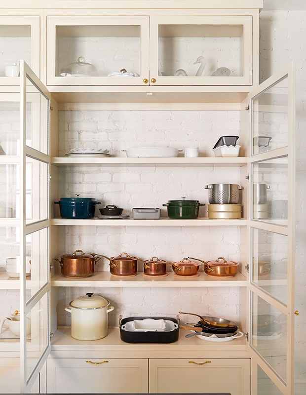 House & Home 15+ Tidy Kitchens That Will Inspire You To Show Off Your