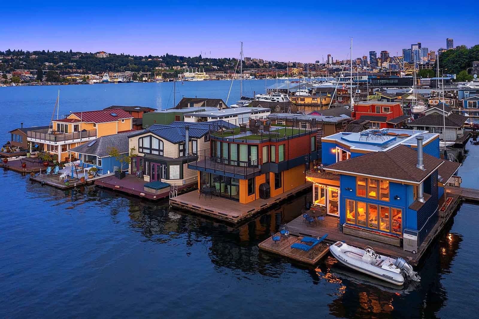 Frequently asked questions about Floating Homes and Houseboats in