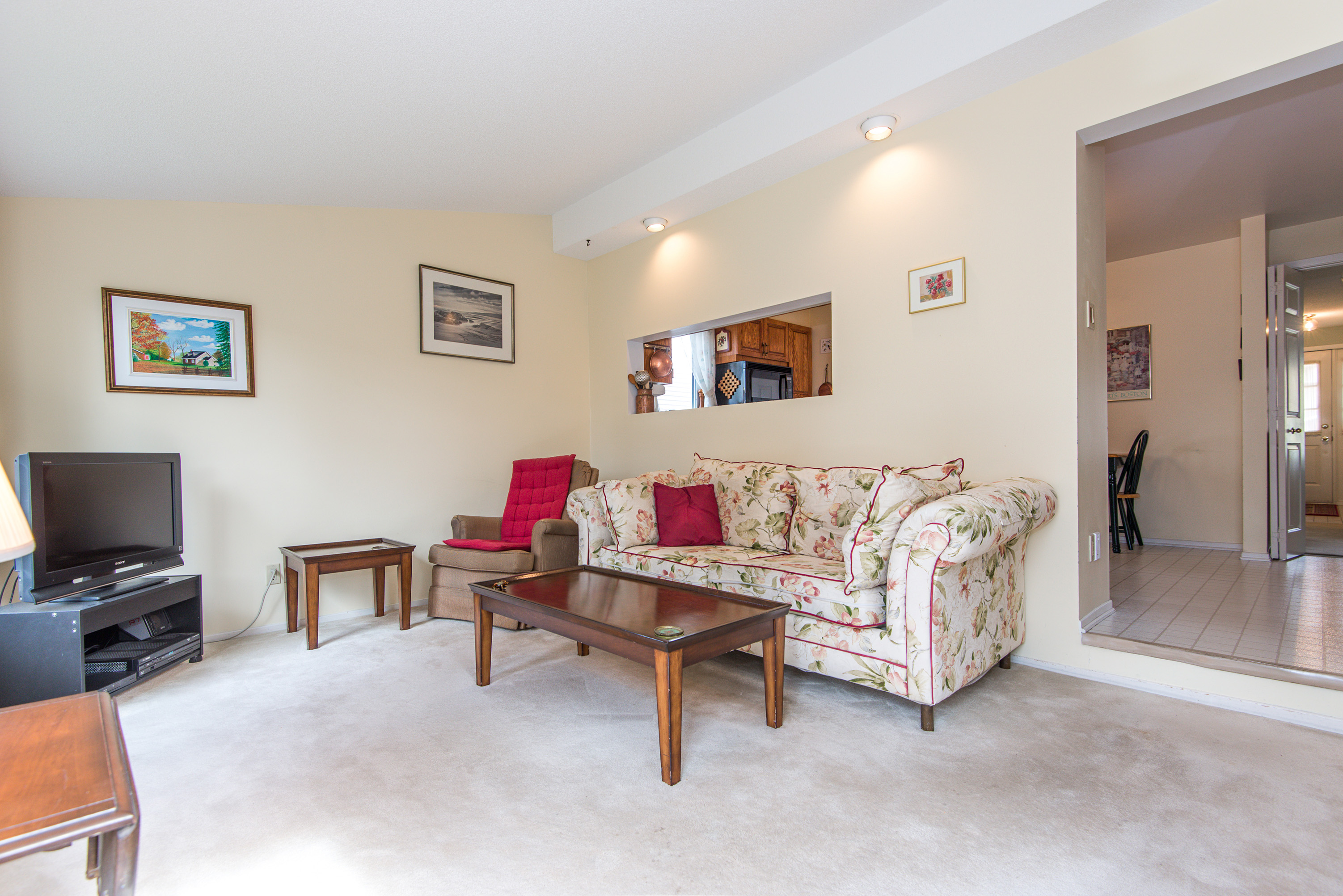 Centrepointe House Curious