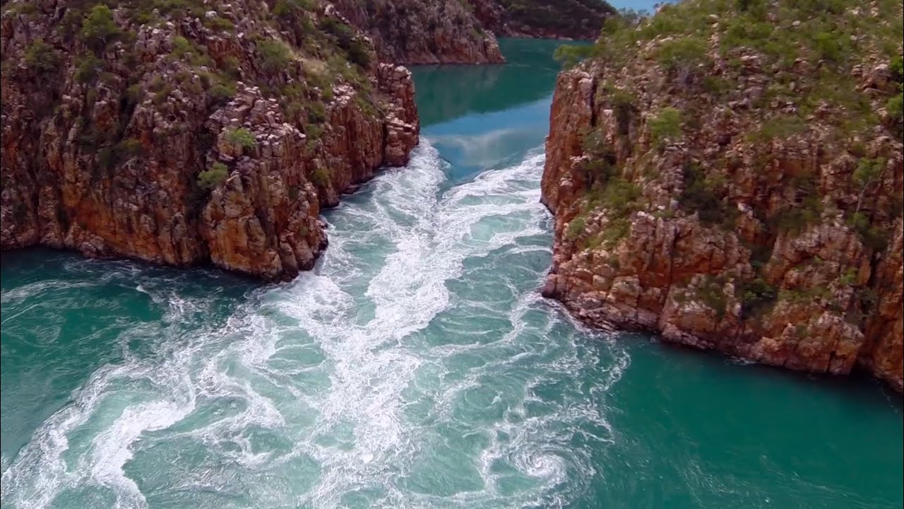 Hooning through the Horizontal Falls housegoeshome