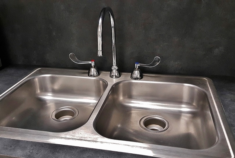 How to Clean a Stainless Steel Sink (Quick & Easy) House Grail