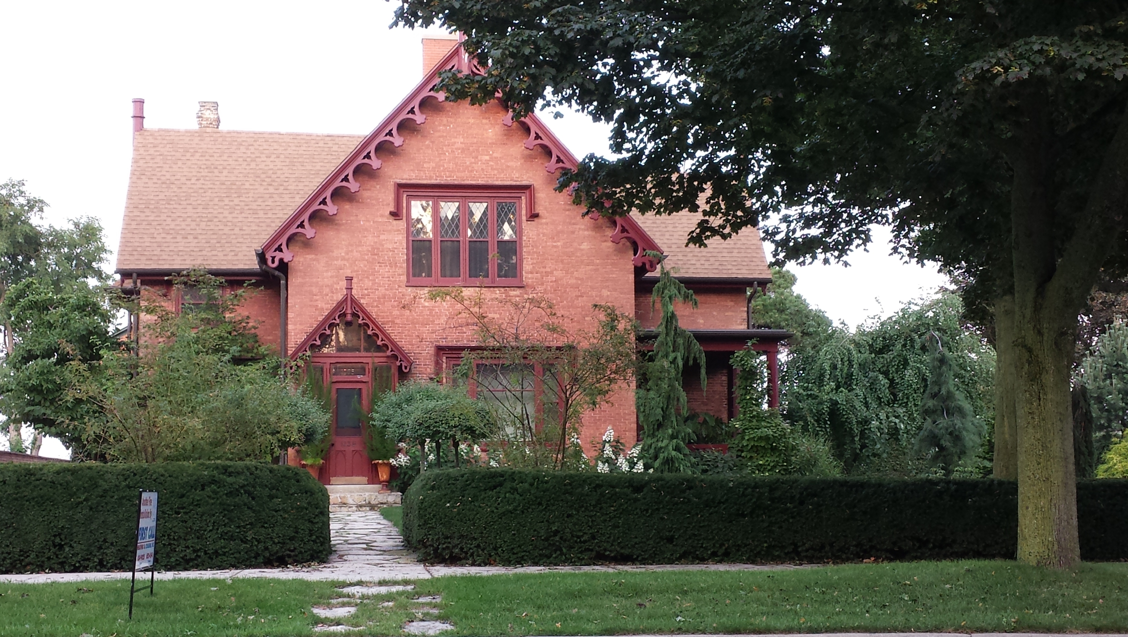 Home Tour in Racine, Wisconsin Gothic, Italian, Greek Style Homes