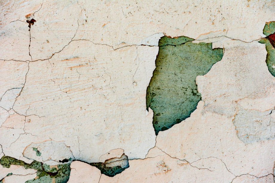 How to Fix Paint Chips On Walls? Housekeepingbay