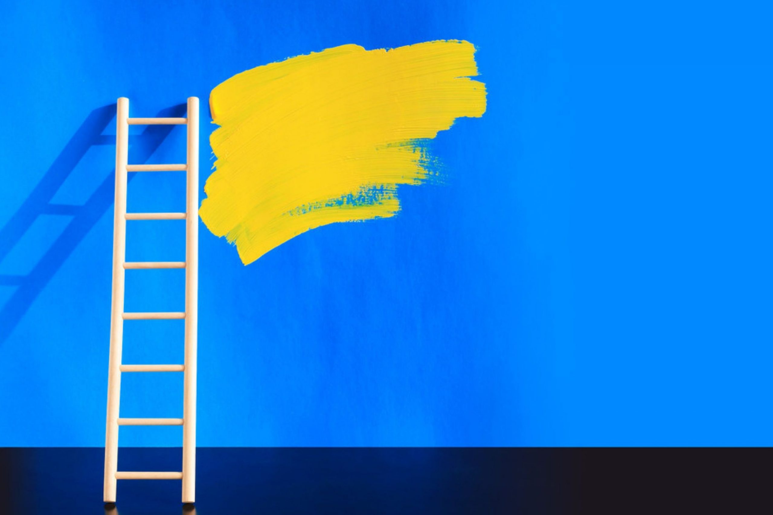 How Long Should Paint Dry Before Applying Polyurethane?