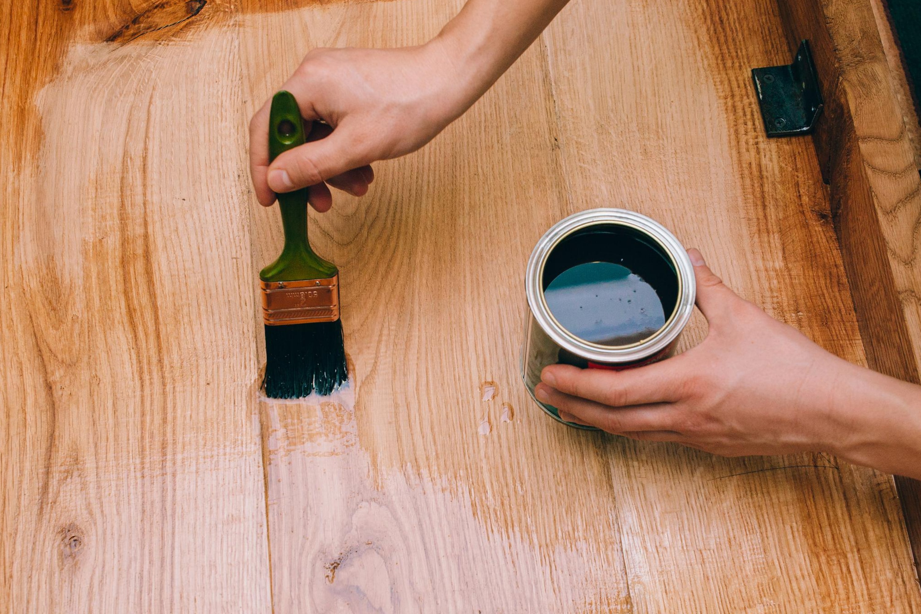 Can You Put Polyurethane Over Shellac? Housekeepingbay