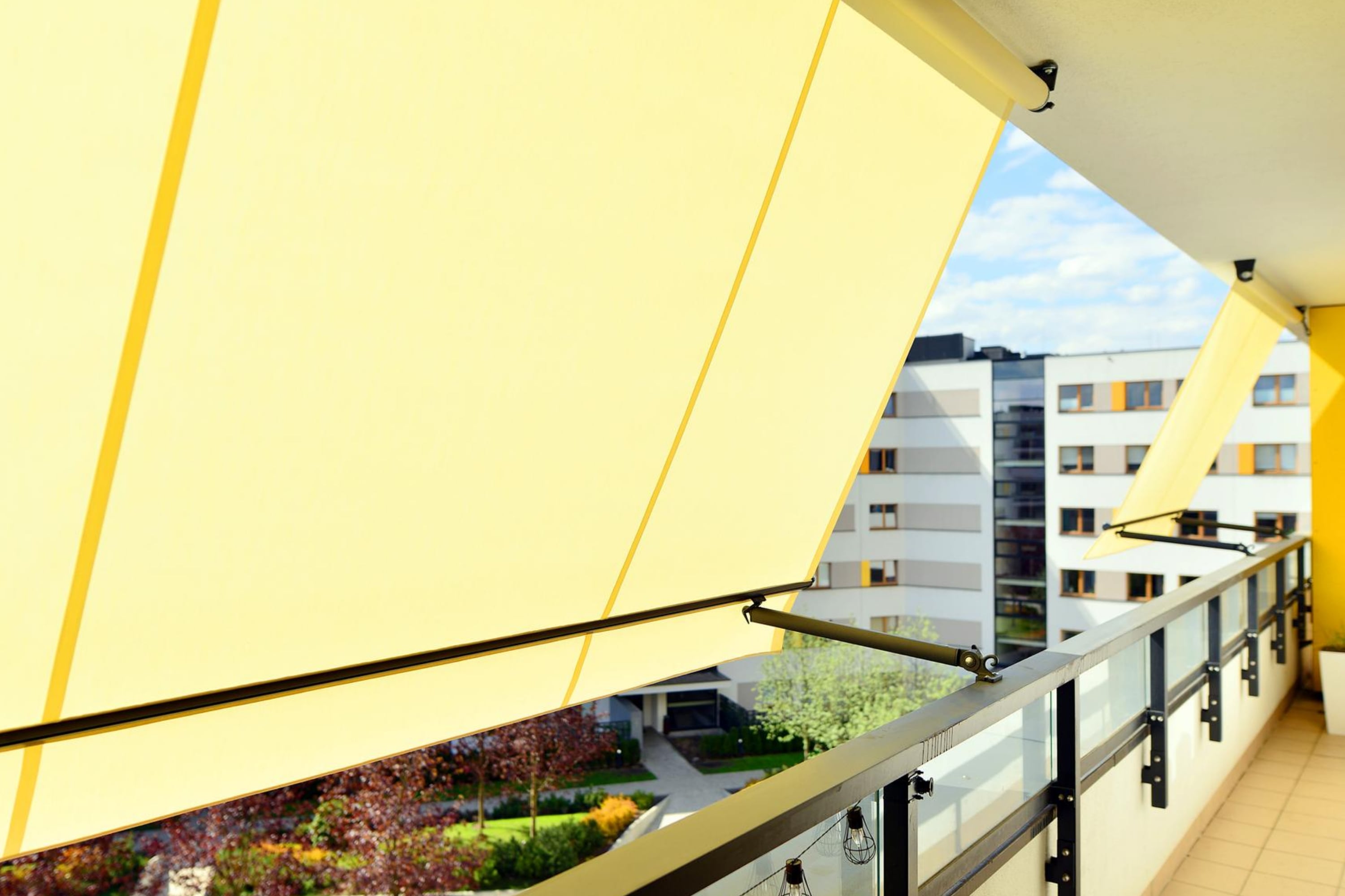 How to Attach Sun Shade to a House? Housekeepingbay