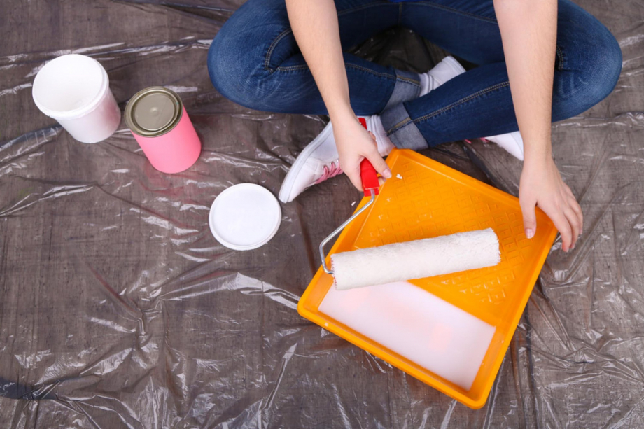 How to Paint Over Plaster? Housekeepingbay