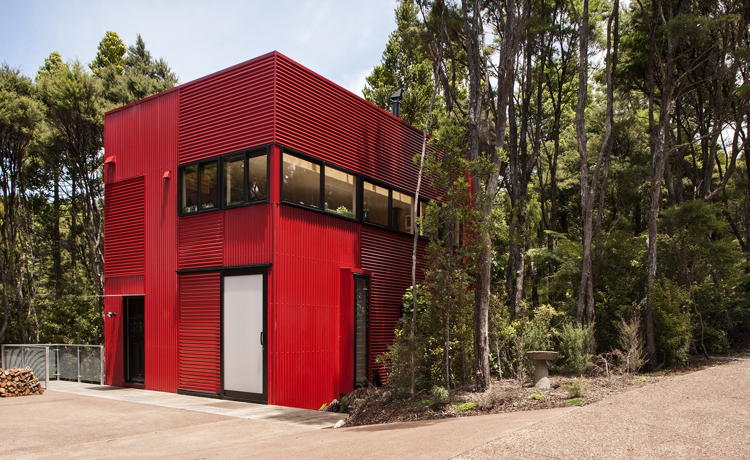 20 Amazing Red House Design Ideas