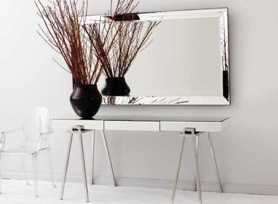 20 Beautiful Glass Entry Table Ideas