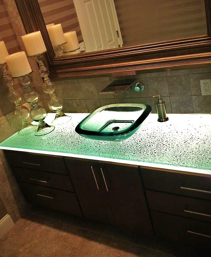 20 Bathrooms With Glass Countertop Designs
