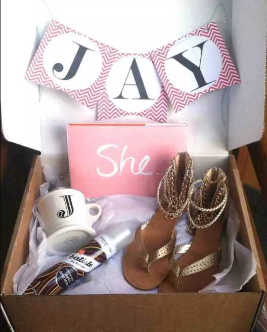 Gift Ideas for Girlfriend to Improve Your Romantic