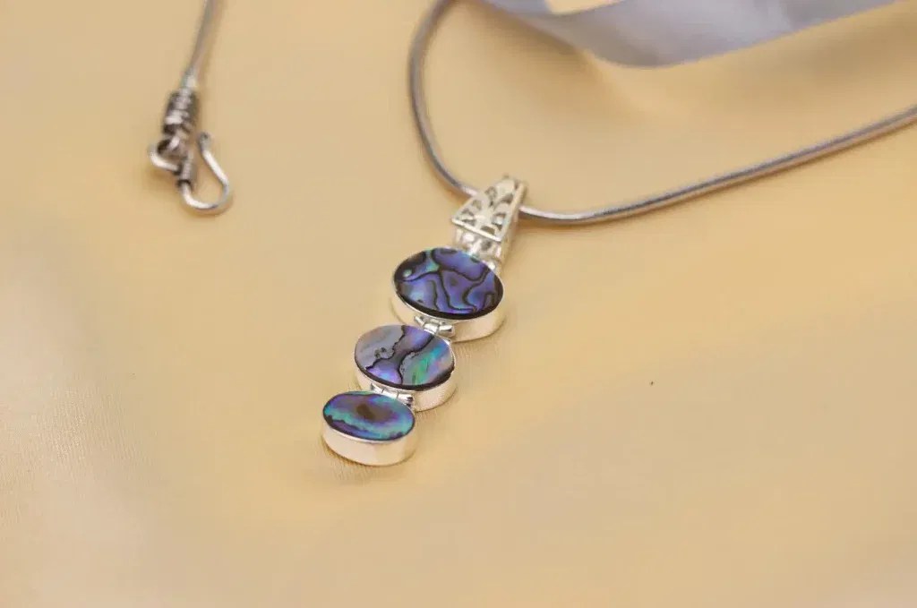 Demystifying Pendants Styles, Materials, and Meanings House of Alkara