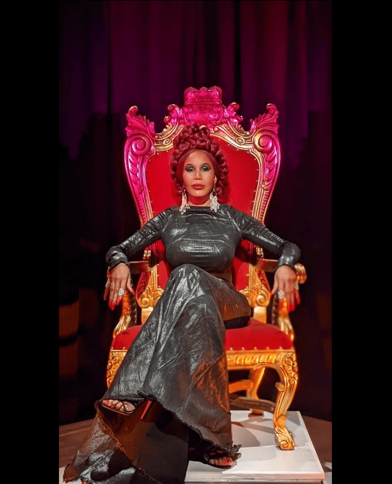 Black Is House of Comme des Garcons