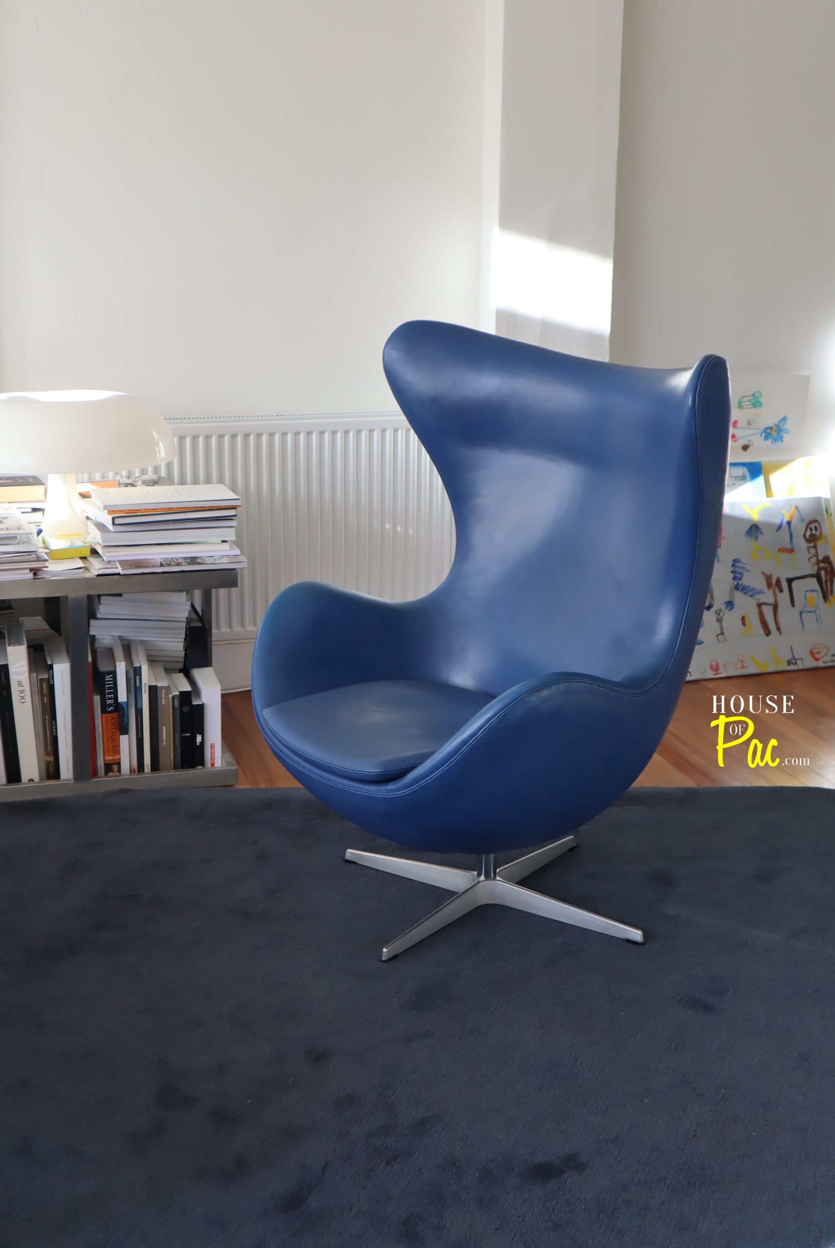 Blue leather Egg chair House of Pac