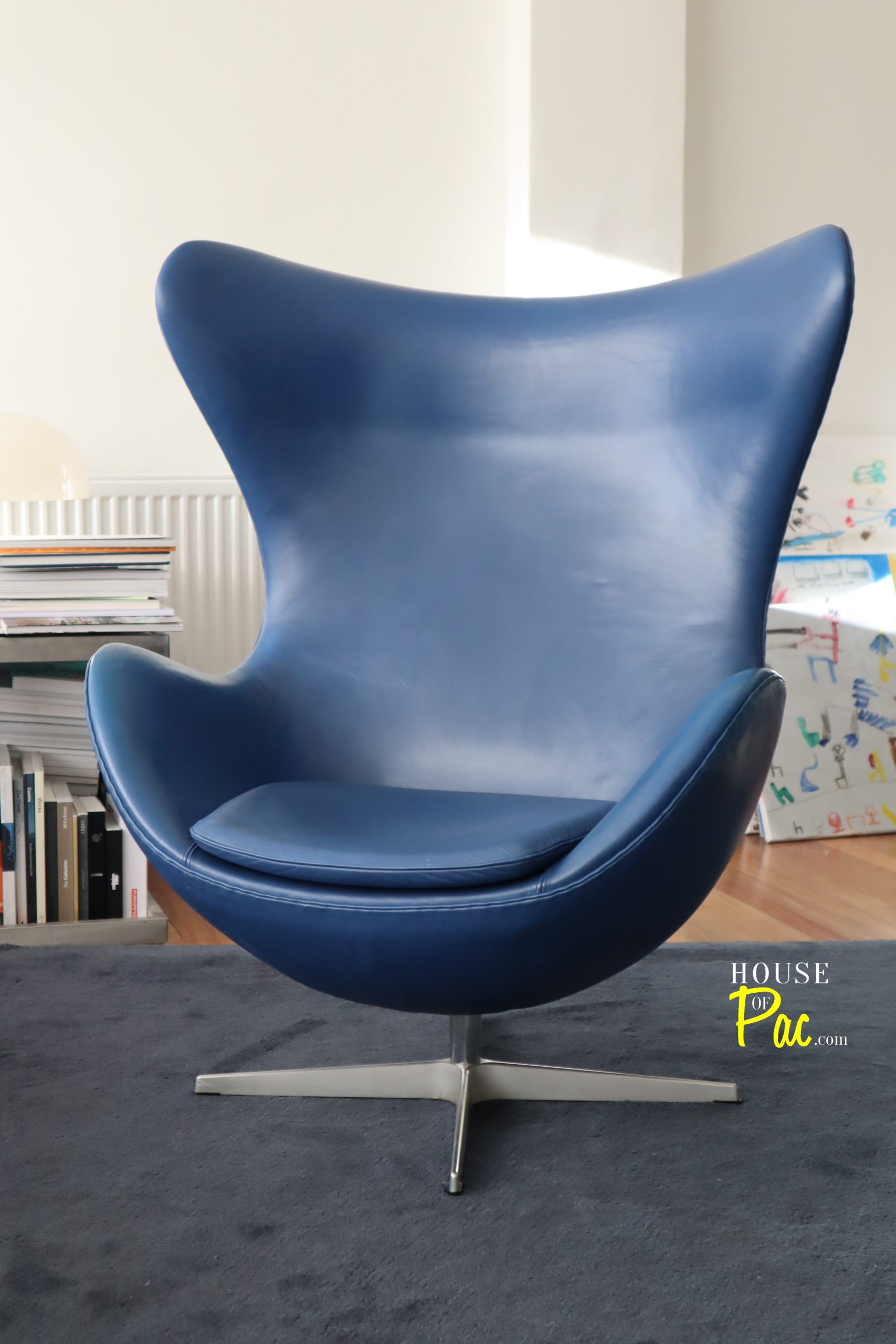 Blue leather Egg chair House of Pac