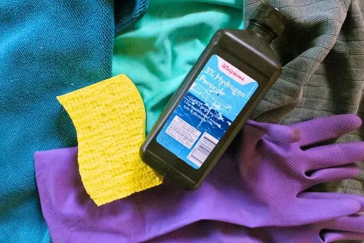 How To Get Burnt Milk Off Stove In 7 Easy Ways