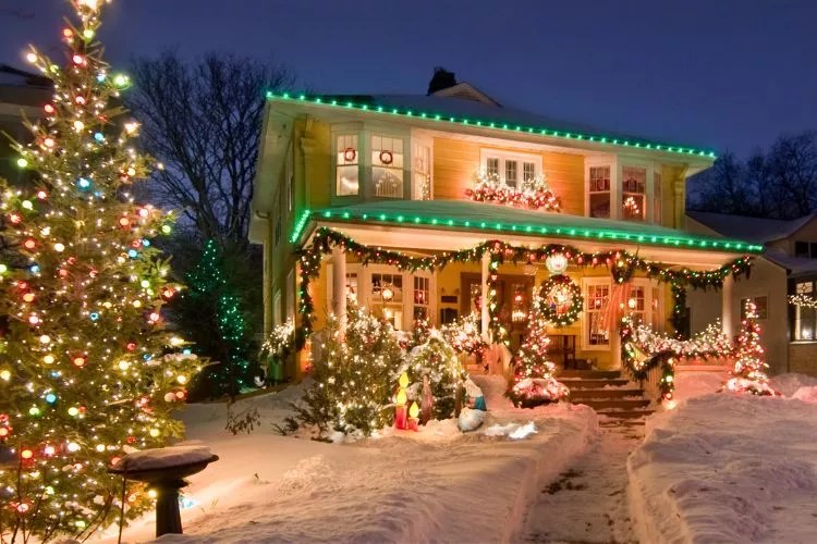 How To Hang Christmas Lights With Gutter Guards? An Easy Guide