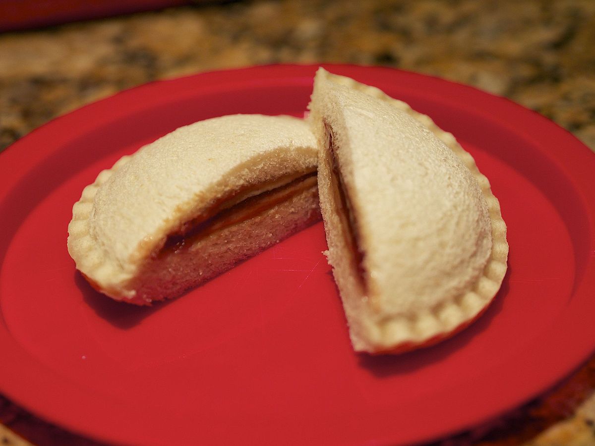 Can You Leave Uncrustables Out? Snack Safety