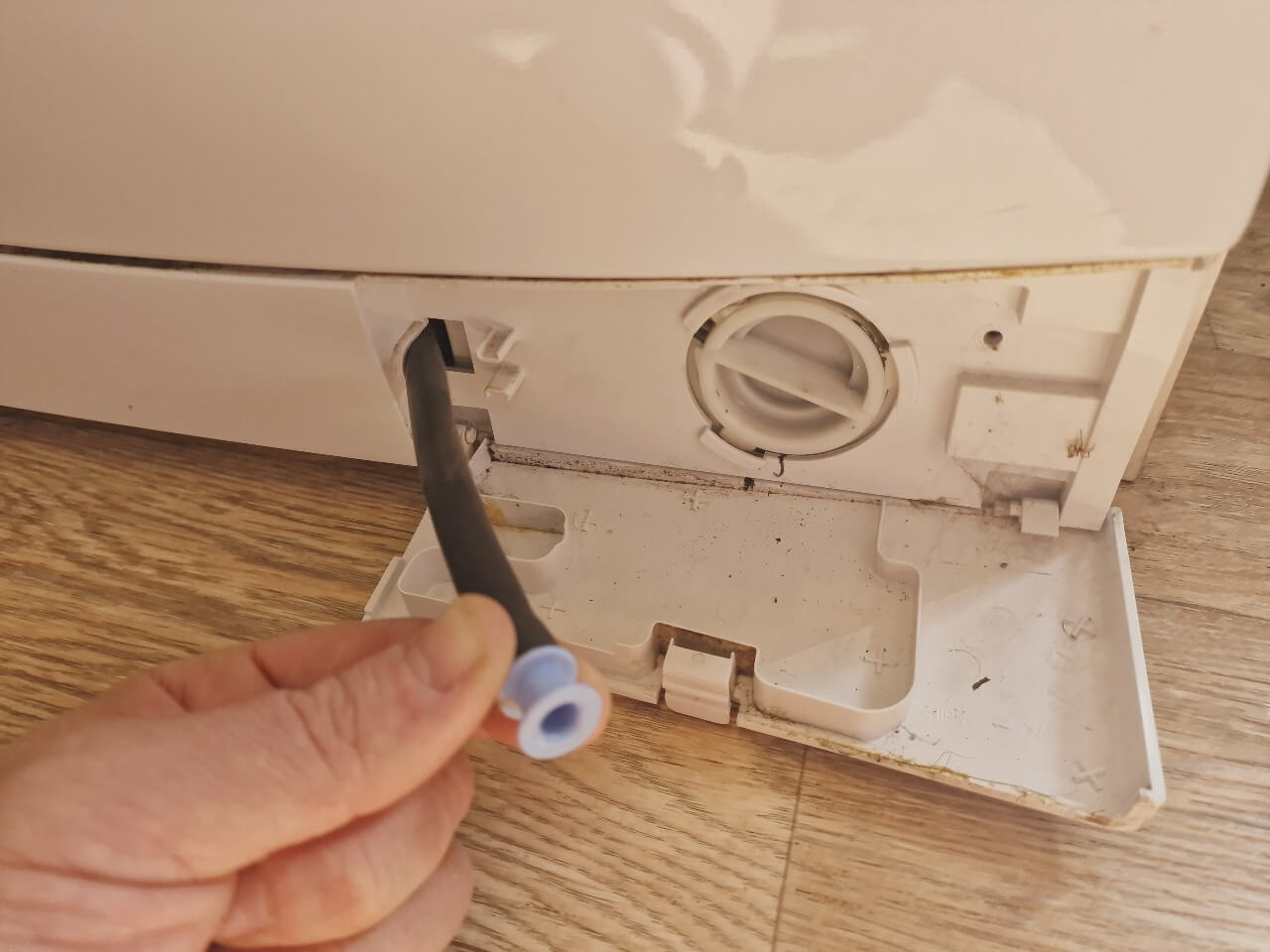 4 Ways to Drain a Washing Machine A Plumbers Guide