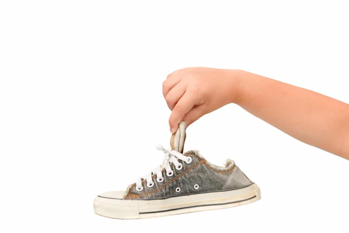 How to Clean Smelly Shoes and Keep them Fresh Housewife HowTos