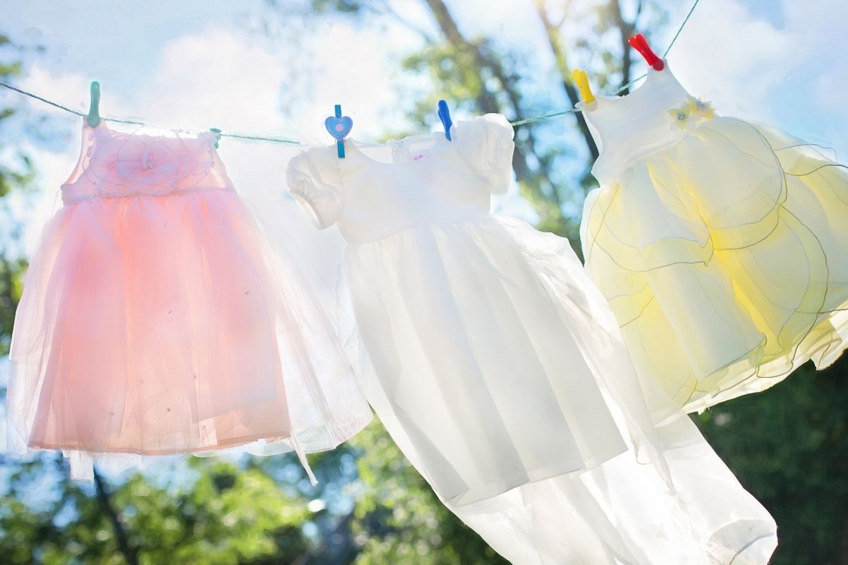 11 Things You Should Not Put in Your Dryer Housewife HowTos