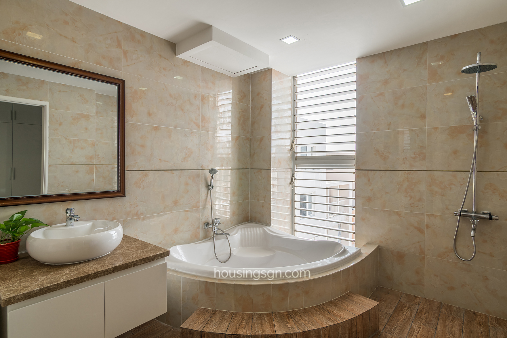 020223 PENTHOUSE APARTMENT IN IMPERIA AN PHU, DISTRICT 2, HO CHI MINH