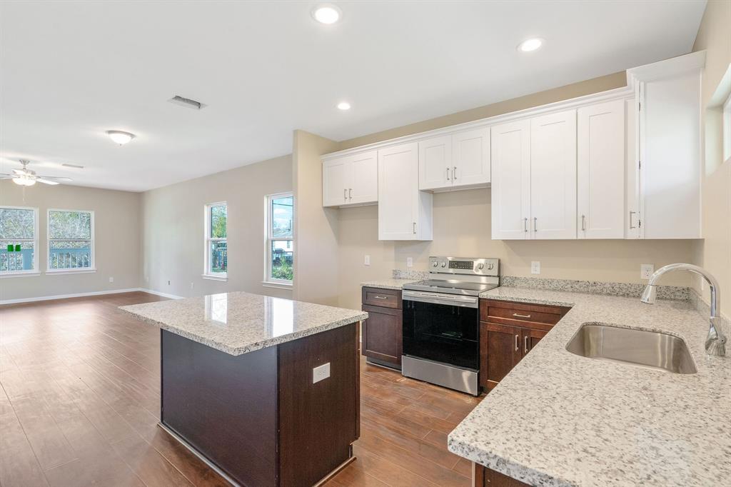 6736 Knox Houston Land Bank