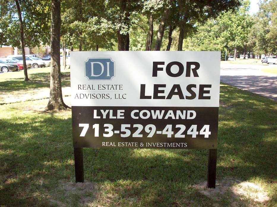 How to Design an EyeCatching Commercial Real Estate Sign