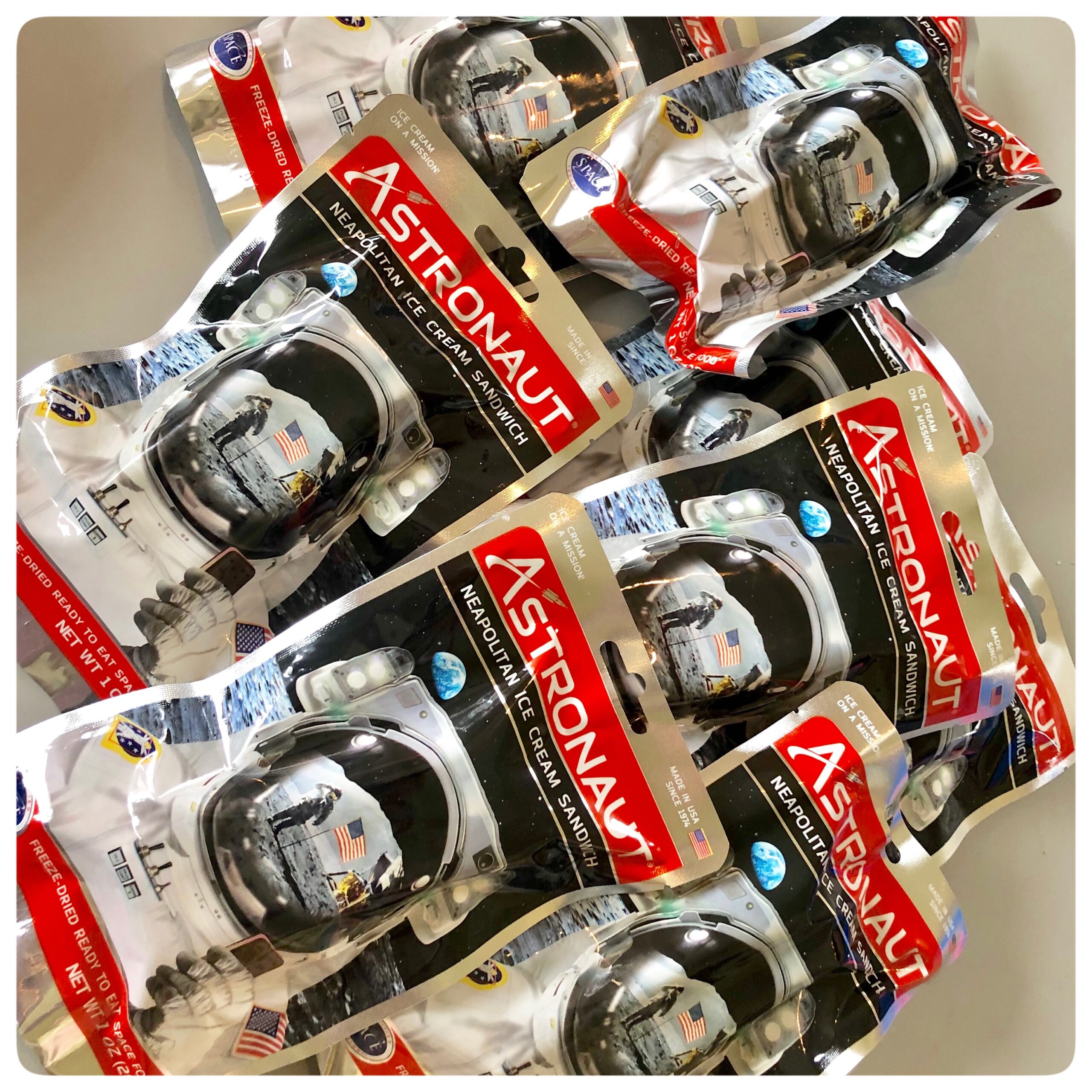 Astronaut Ice Cream How2Play.Today