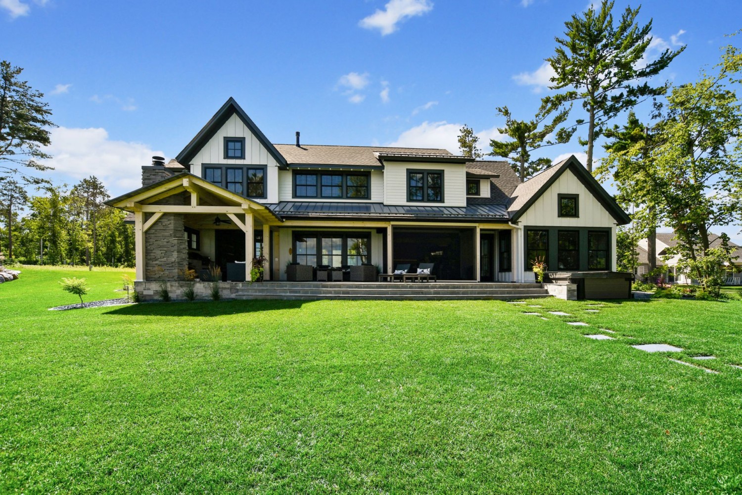 Howard Homes » Gull Lake